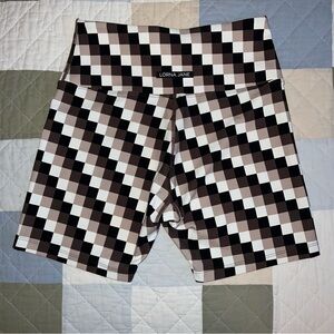 NWT Lorna Jane Black Brown and White Checkered Shorts